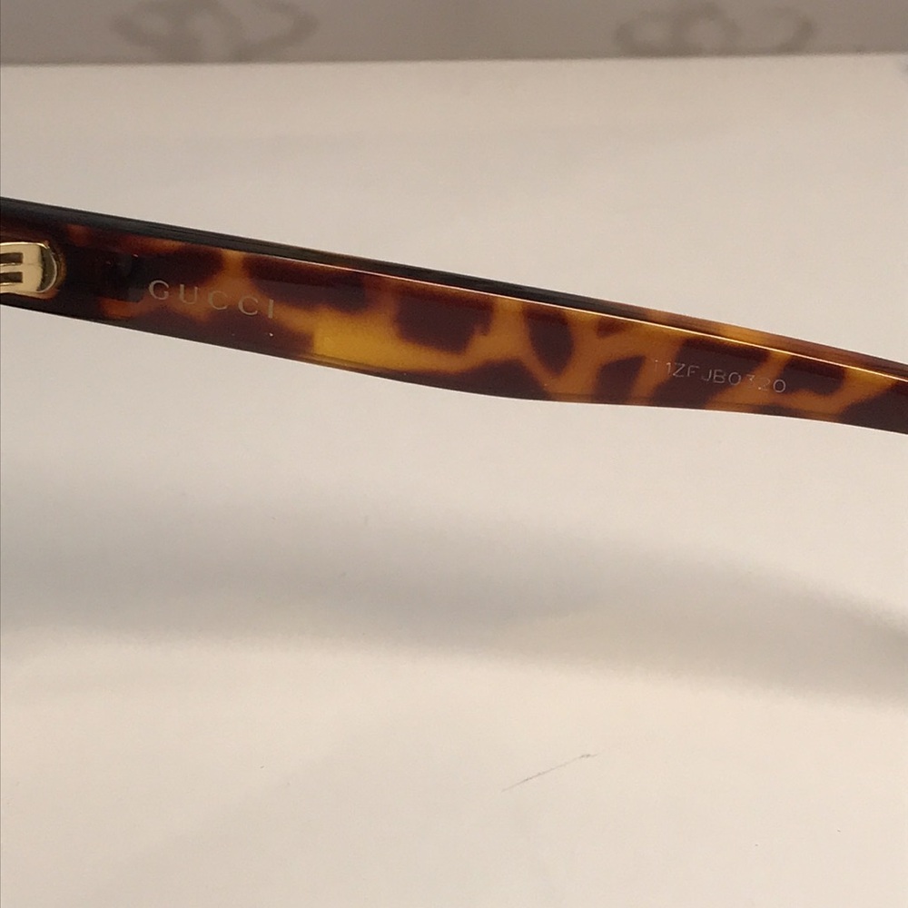 Gucci Tortoise Shell Sunglasses with Green Lenses GG0158SN 002 - Picture 14 of 14
